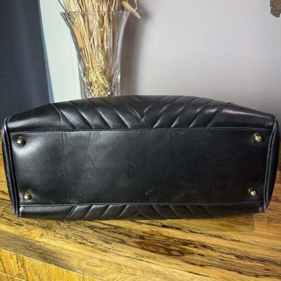 Chanel Vintage Black Chevron Lambskin Medallion Duffel Tote Bag Authentic CoA - Picture 4 of 16